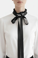 Chemise ANI ARPÉ blanche en coton avec col plissé et nœud noir amovible élégant