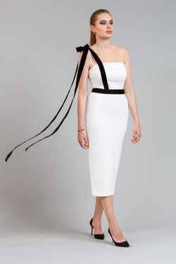 Robe blanche élégante 