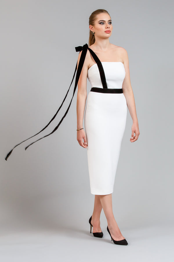 Robe blanche élégante 