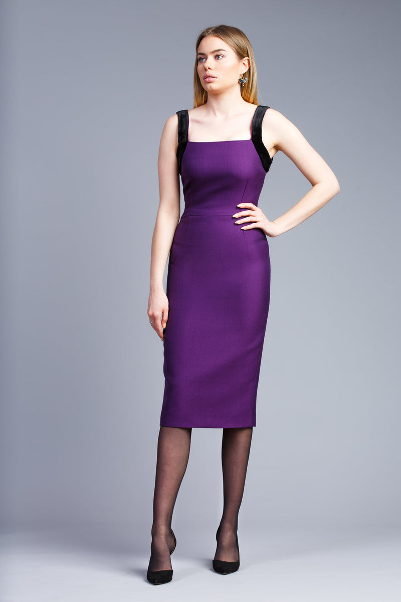 Robe élégante bretelles large violette 