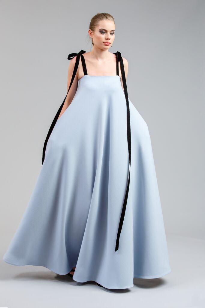 Robe en laine bleue